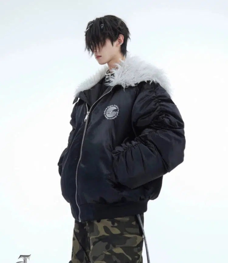 Easy-to-Wear Insulated Jacket with Faux Fur Collar