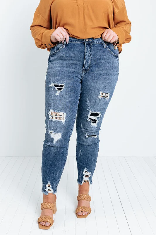 Celebrity Style KanCan The Kanan High Waist Distressed Ankle Skinny Curves